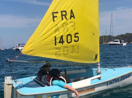 Un bateau à voile